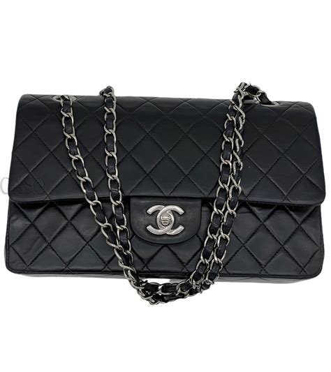 chanel classica nera prezzo|Classico .